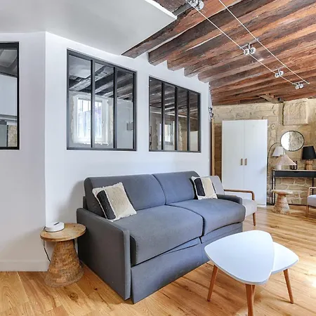 Апартаменты Parisian Atypic Close To Place Bastille Париж